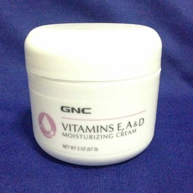 GNC Vitamins E,A&D Moisturizing Cream ขนาด 57 กรัม Shopee Thailand