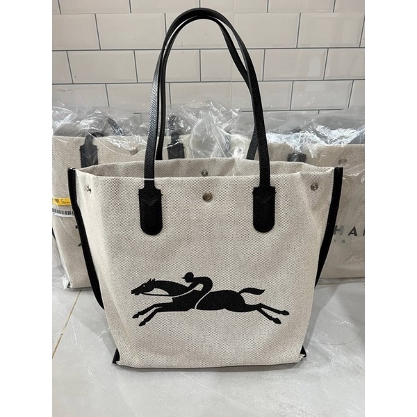 LONGCHAMP ESSENTIAL TOILE SHOULDER BAG L ECRU Shopee Thailand