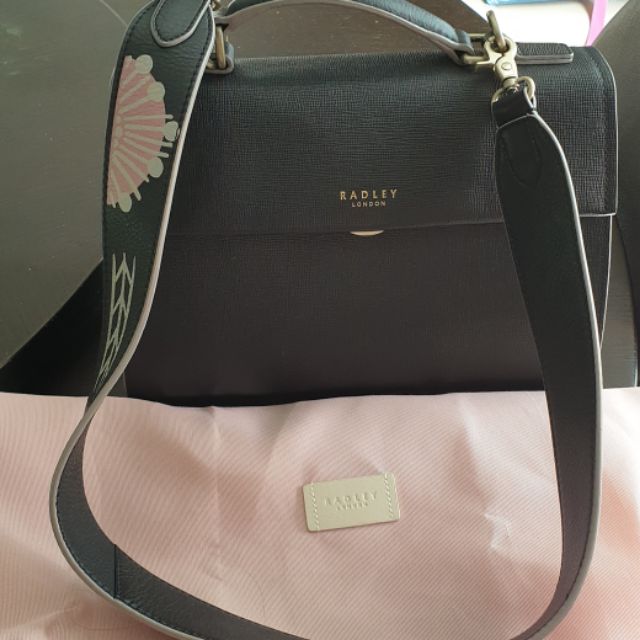 Used RadLey bag สีดำ Shopee Thailand