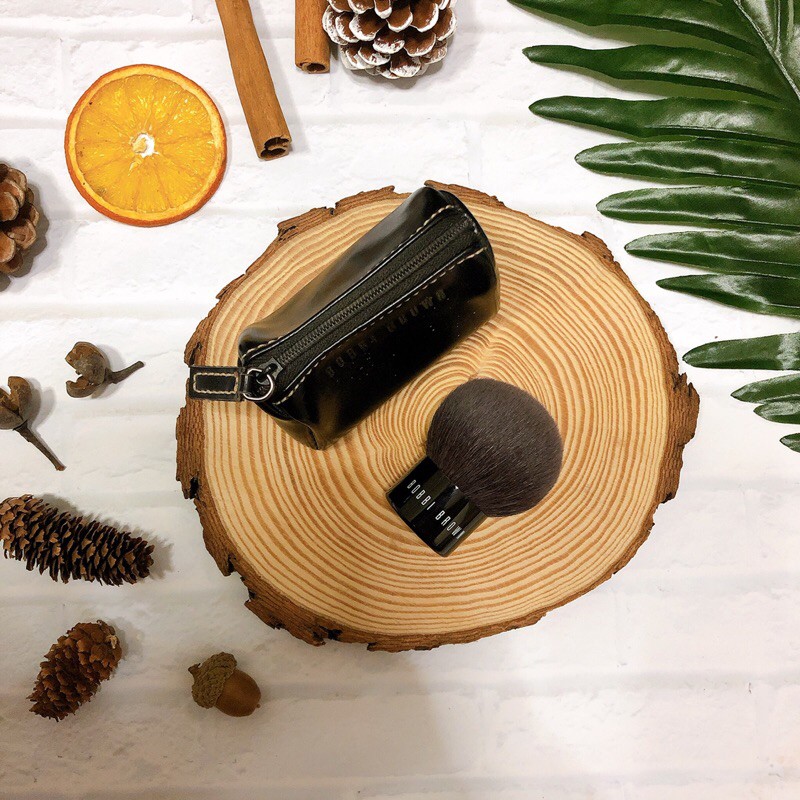 Bobbi Brown Kabuki Brush แปรงแต่งหน้าบ็อบบี้ บราวน์ (แปรงคาบูกิ) Shopee Thailand