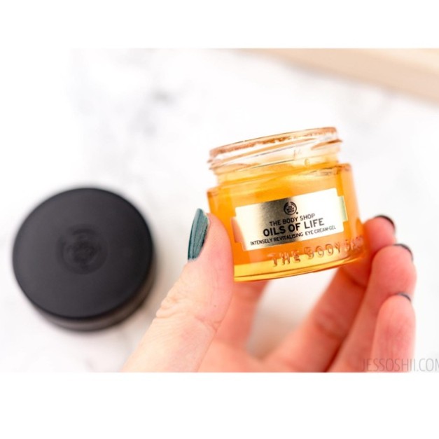 พร้อมส่ง THE BODY SHOP OILS OF LIFE™ INTENSELY REVITALISING EYE CREAM