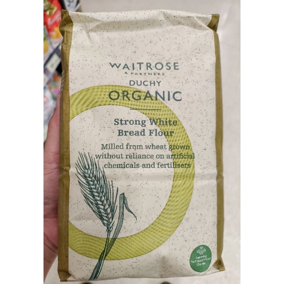 Waitrose Duchy Organic Strong White Bread Flour 1.5 Kg. แป้งสาลีสำหรับ