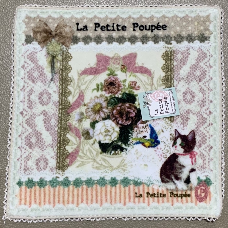 ผ้าเช็ดหน้าลายแมวแบรนด์ La Petite Poupee ของใหม่ ลด 70 Shopee Thailand