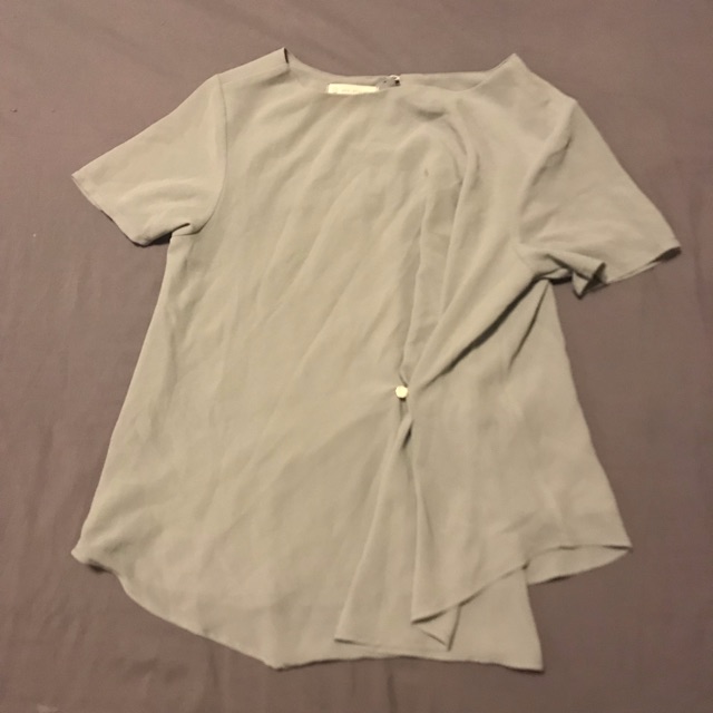 [Used once] Asymmetrical grey shirt from Ava closet ) Shopee Thailand