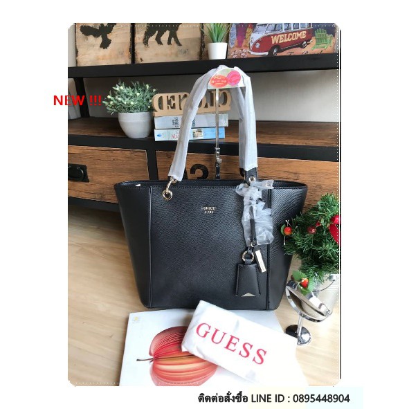 GUESS KAMRYN tote bag shoulder bag กระเป๋าถือหรือคล้องไหล่ ใบใหญ่ วัสดุ