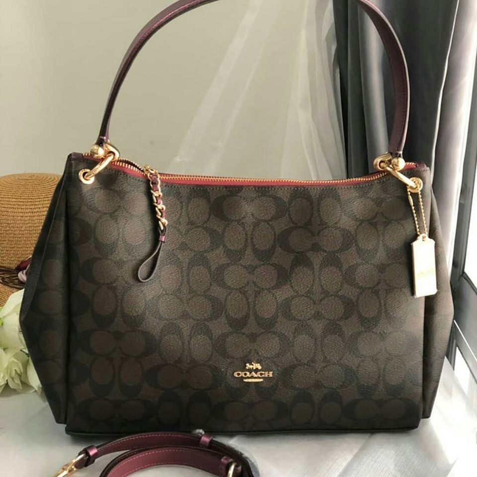COACH MIA SHOULDER BAG IN SIGNATURE CANVAS Shopee Thailand