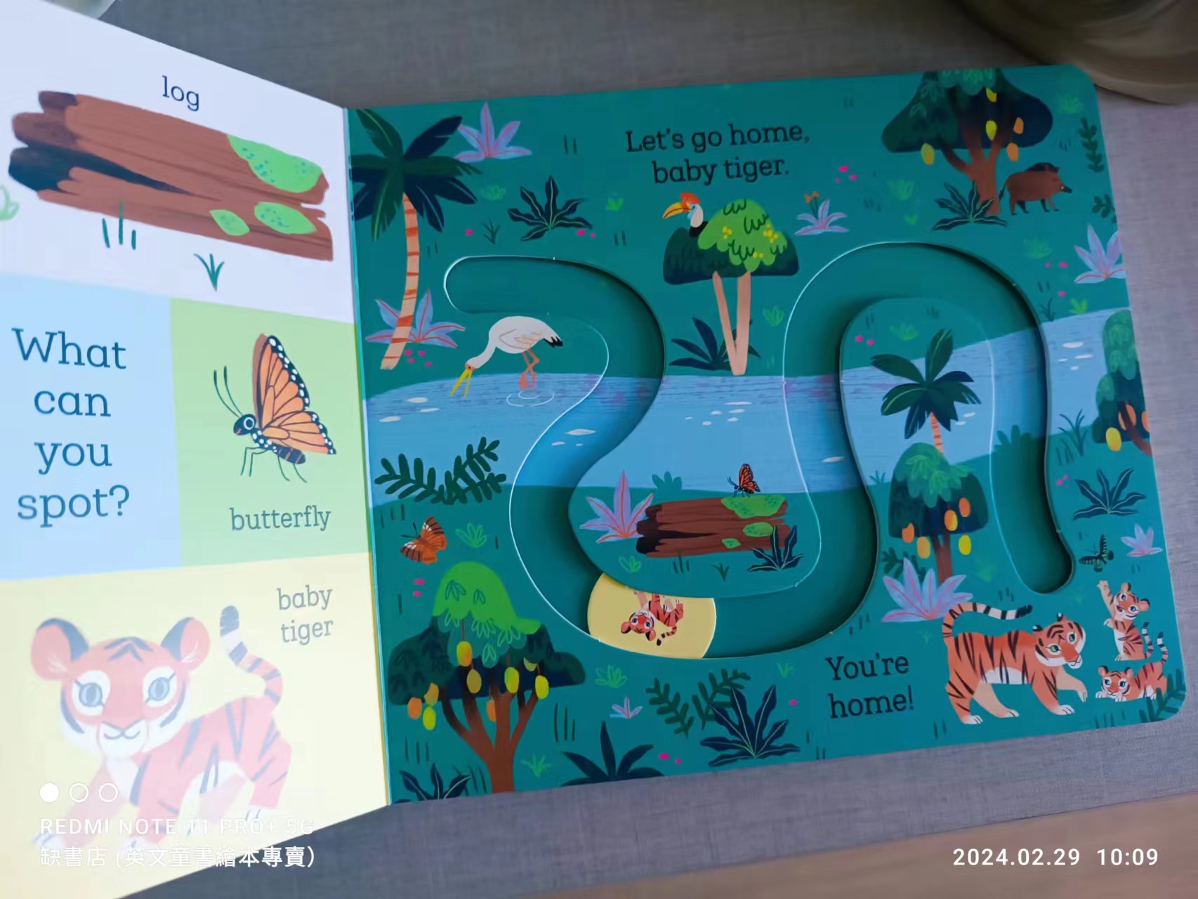 缺書店🍀NOSY CROW英文硬頁滑滑軌道操作書Let's go home, BABY TIGER🍀書上附QR Code 蝦皮購物
