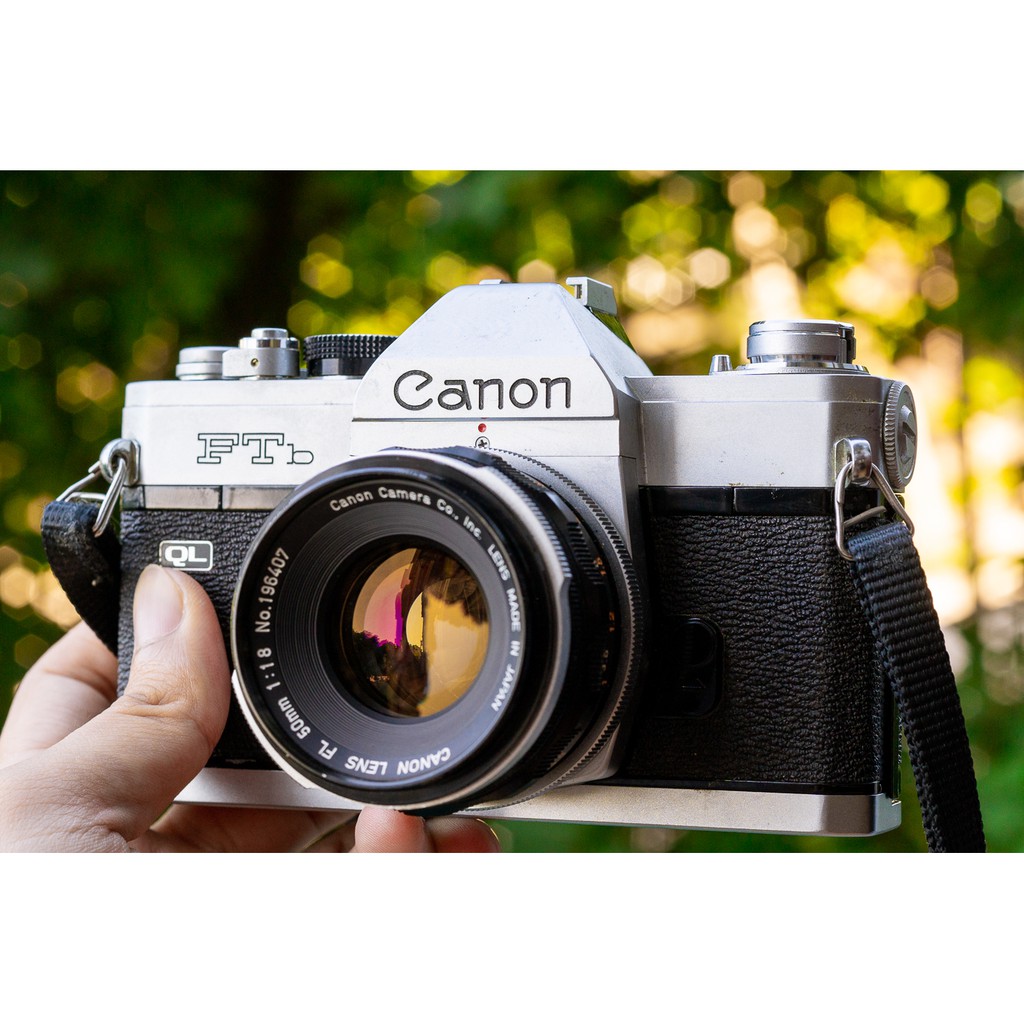 [MUA 1 TẶNG 1] Máy ảnh film cổ Canon FTb kèm lens FL 50mm f1.8 Shopee