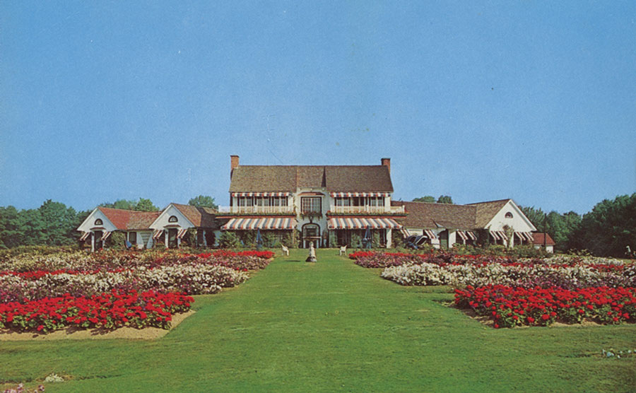 How Elizabeth Arden Lured Urban OnePercenters to the Maine Woods