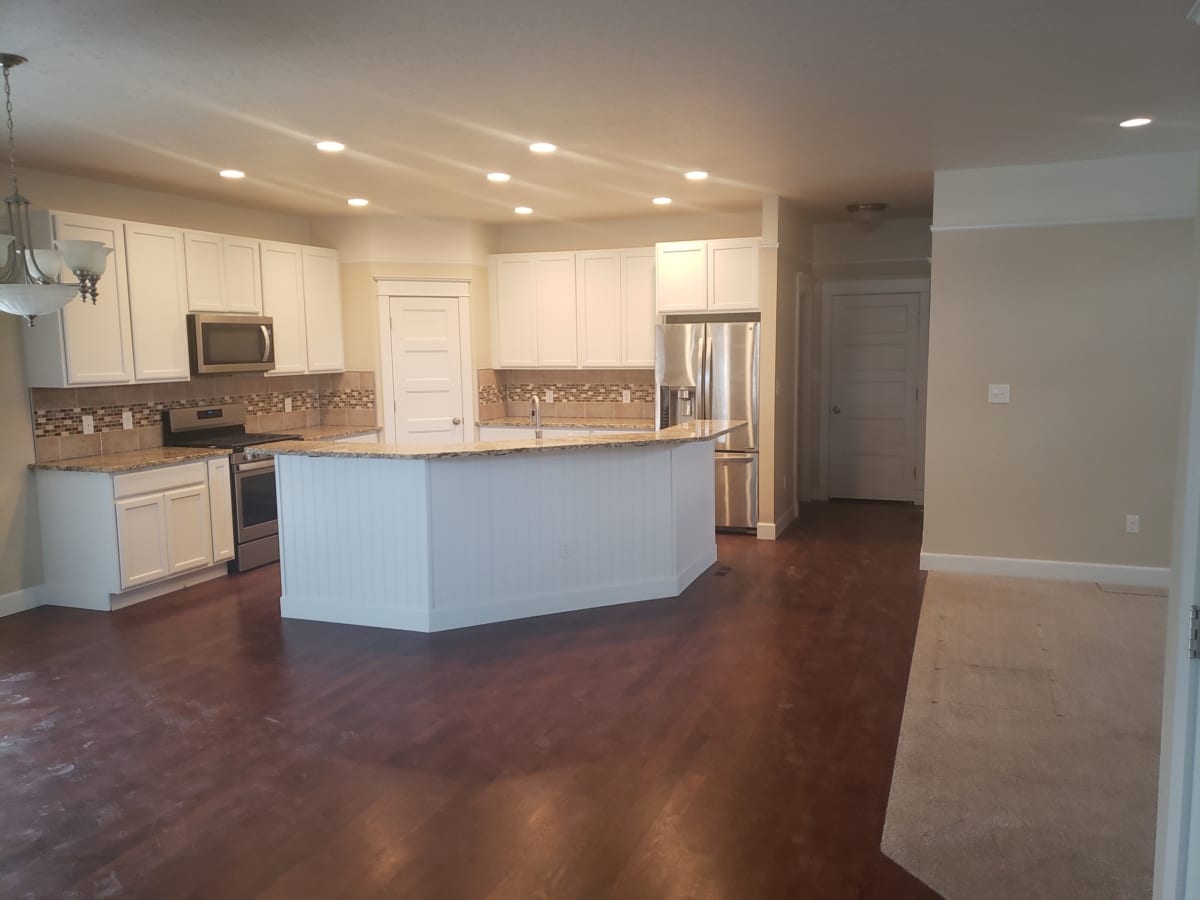 Multi Parcel Auction Boise Idaho/Oregon Auction Services from Downs