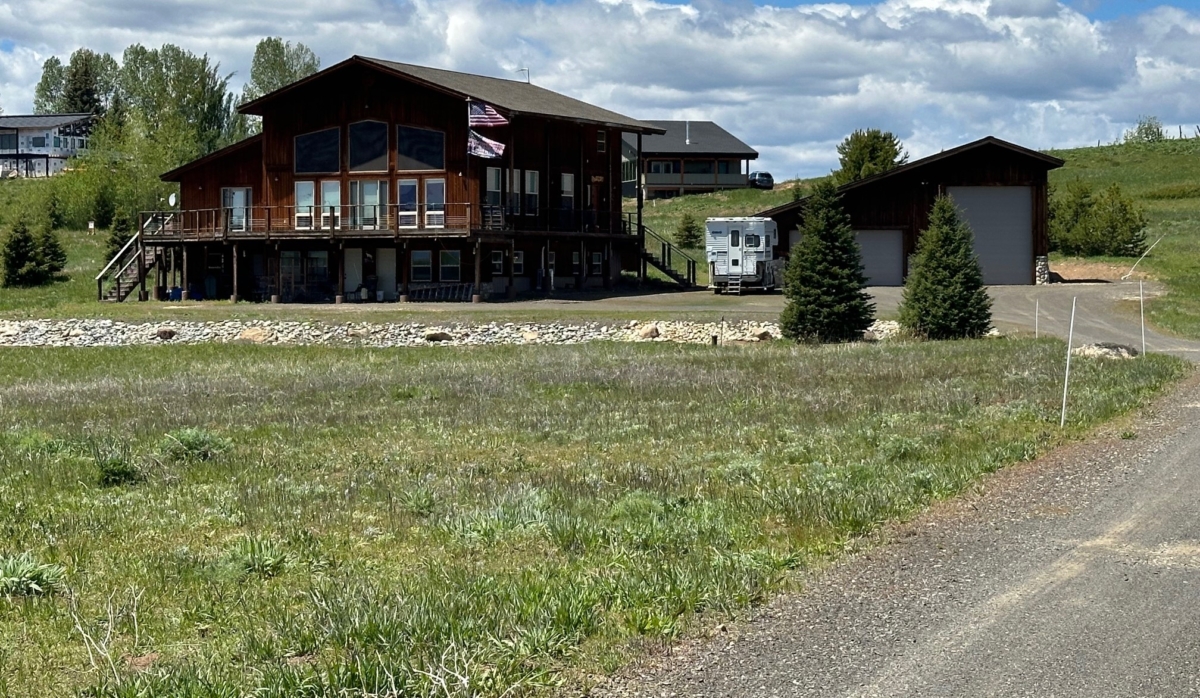 14005 SW Easy Street McCall, Idaho Real Estate Auction Idaho/Oregon