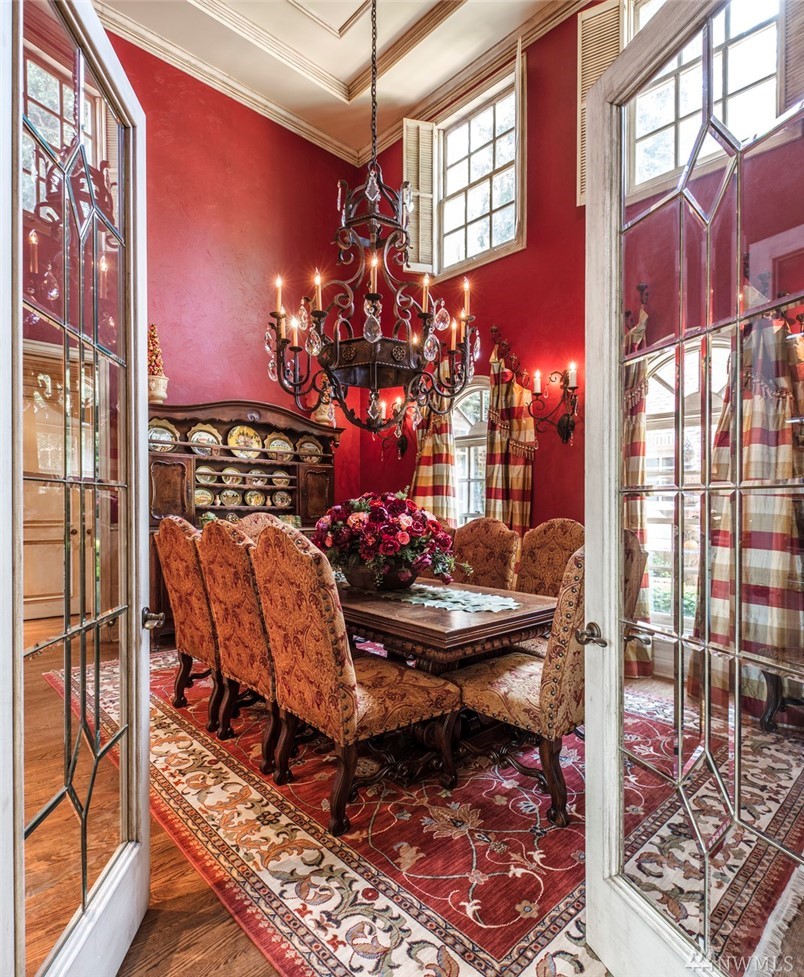 Home of the Month Sparkling Lake Washington Views Living on Hunts