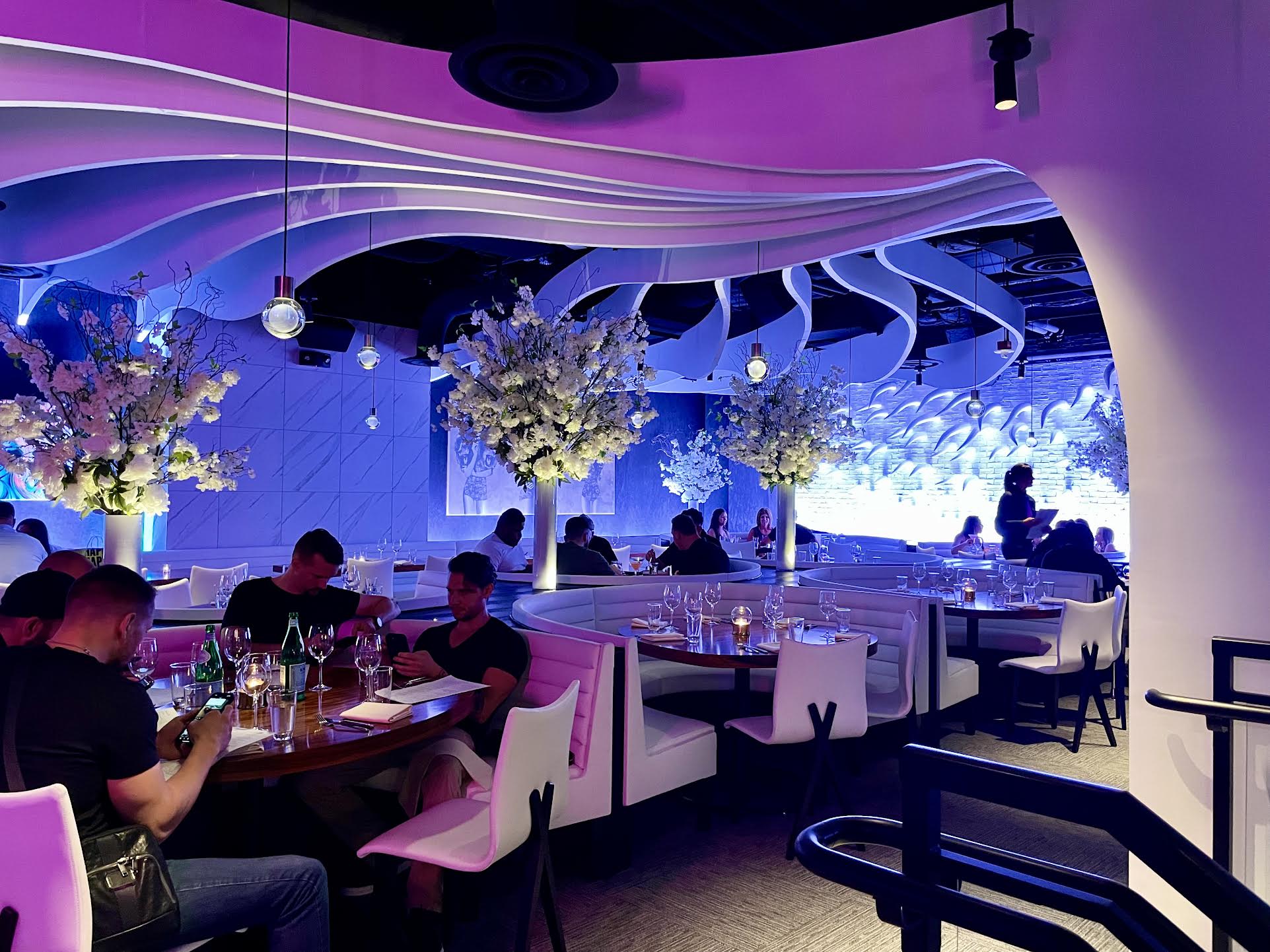 STK Steakhouse Bellevue at Lincoln Square Now Open Downtown Bellevue