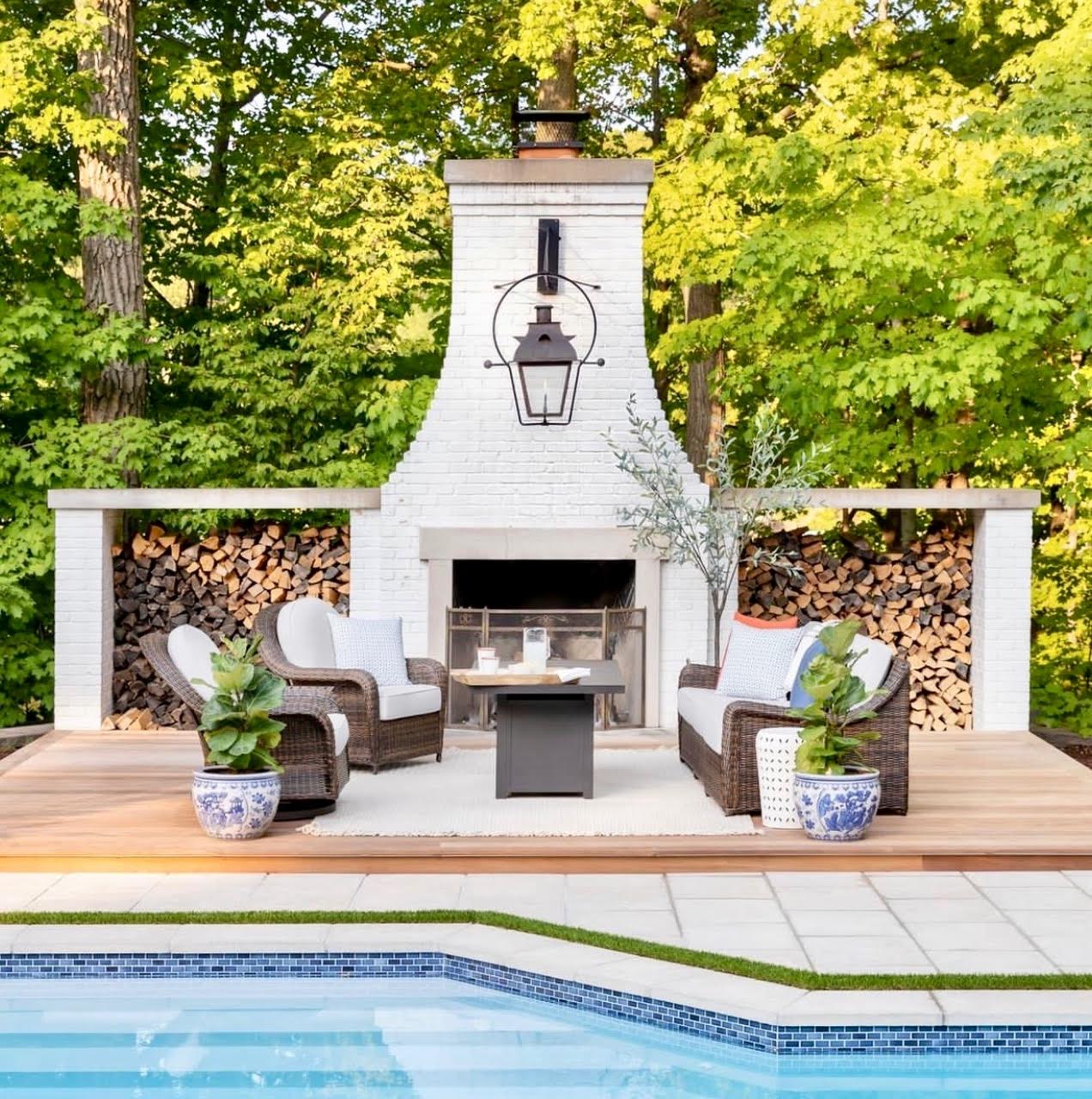 Outdoor Furniture Store to Open at Bellevue Place Downtown Bellevue