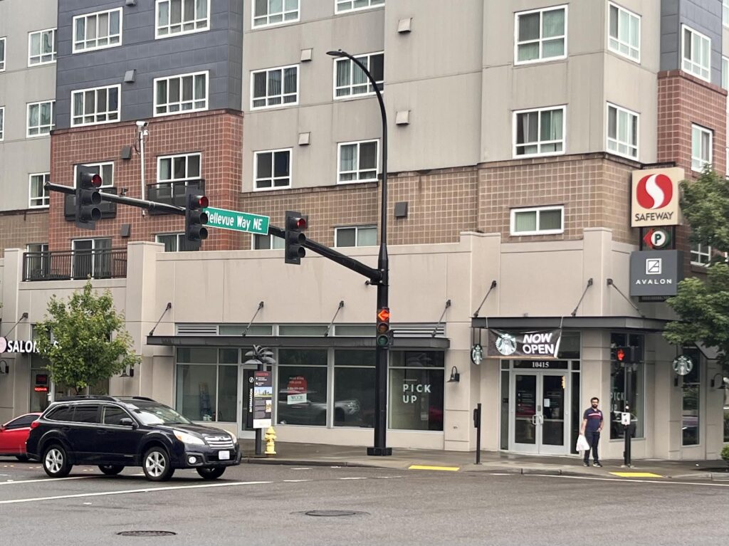 Pickup Only Starbucks Store Now Open in Downtown Bellevue Downtown