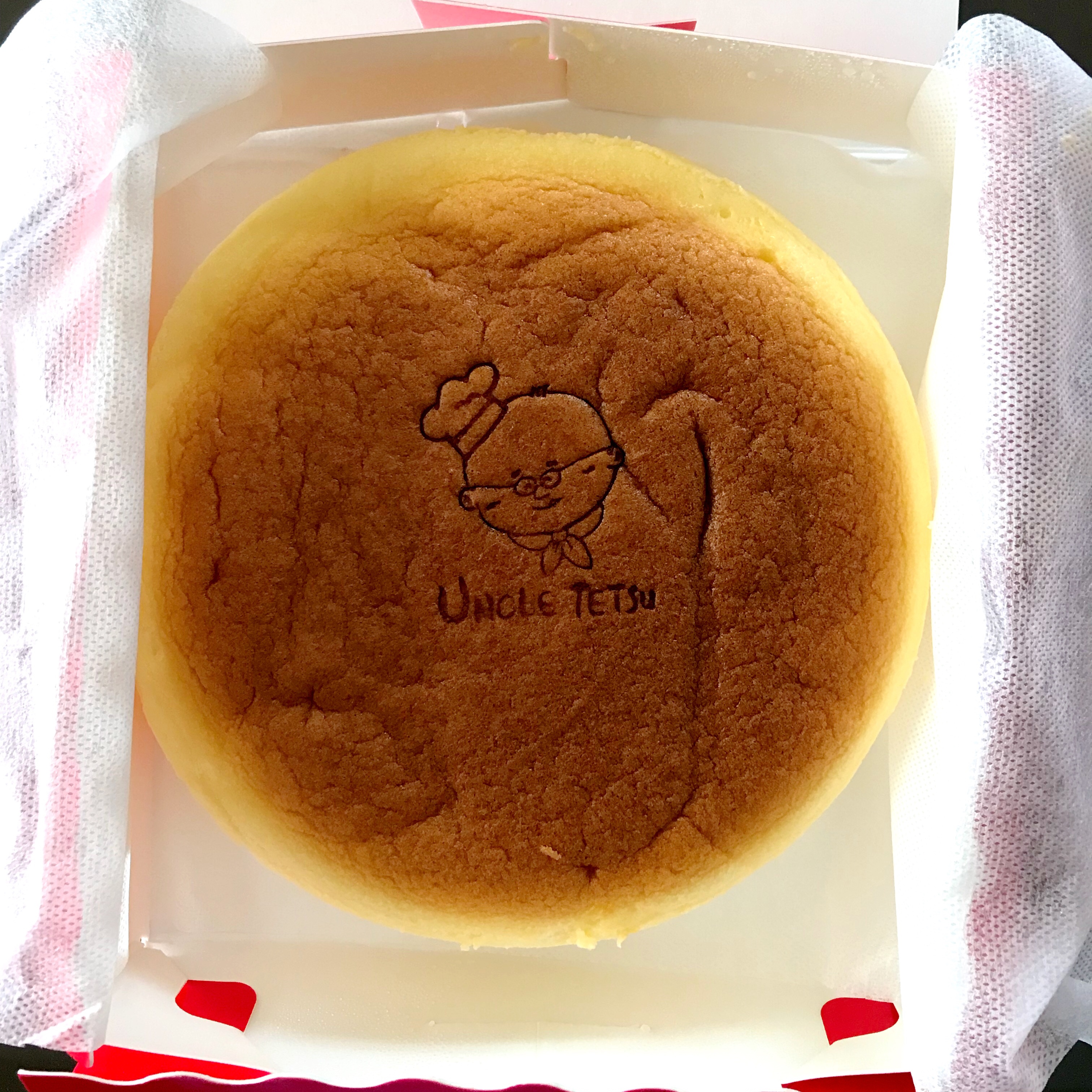 I Tried The Famous Uncle Tetsu’s Japanese Cheesecake