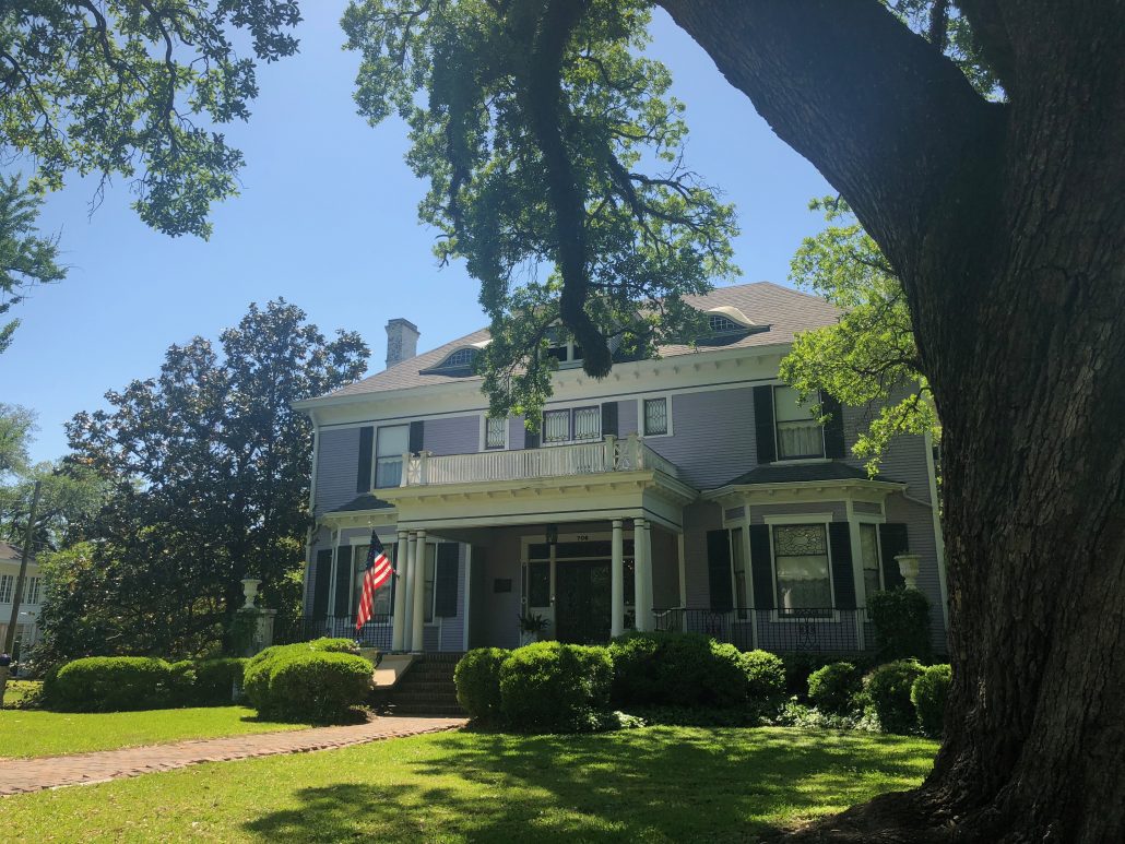 Take a Tour of Laurel's Historic Homes! • Visit Downtown Laurel