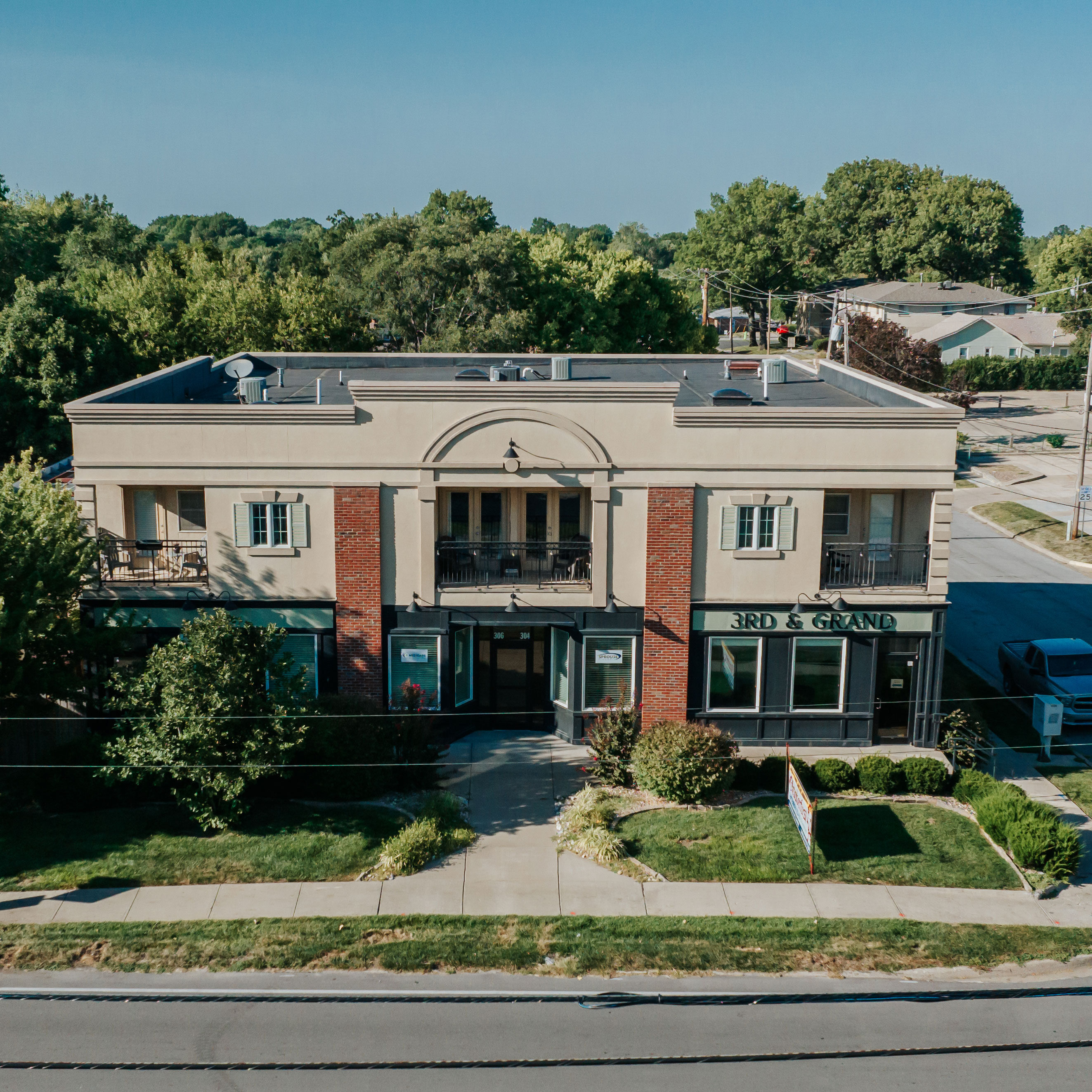 Commercial Property Downtown Lee's Summit