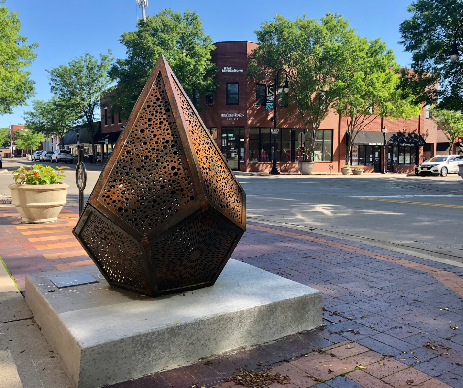 Lee’s Summit Invites Visitors to Downtown Sculpture Walk Downtown Lee