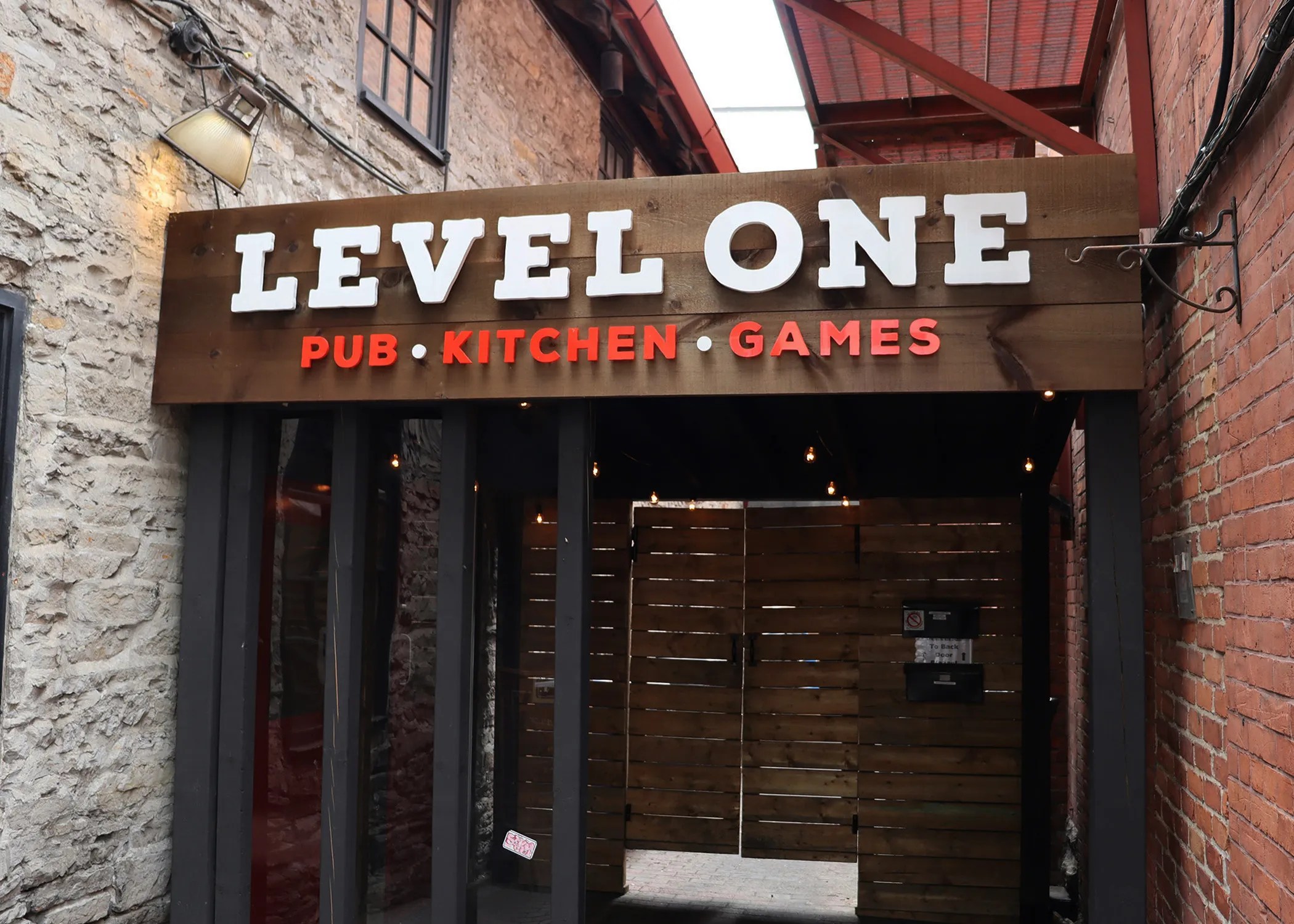 Four Reasons Gamers Need to Fast Travel to Level One Game Pub in Ottawa