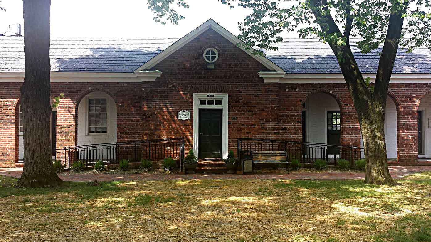 Commissioner of Revenue Historic Downtown Tappahannock