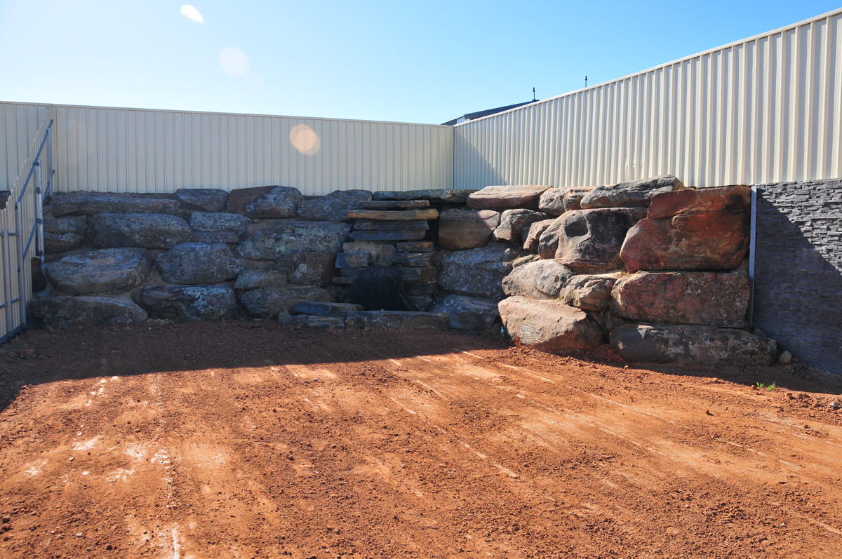 MOSS ROCK RETAINING WALLS Down Under Retaining