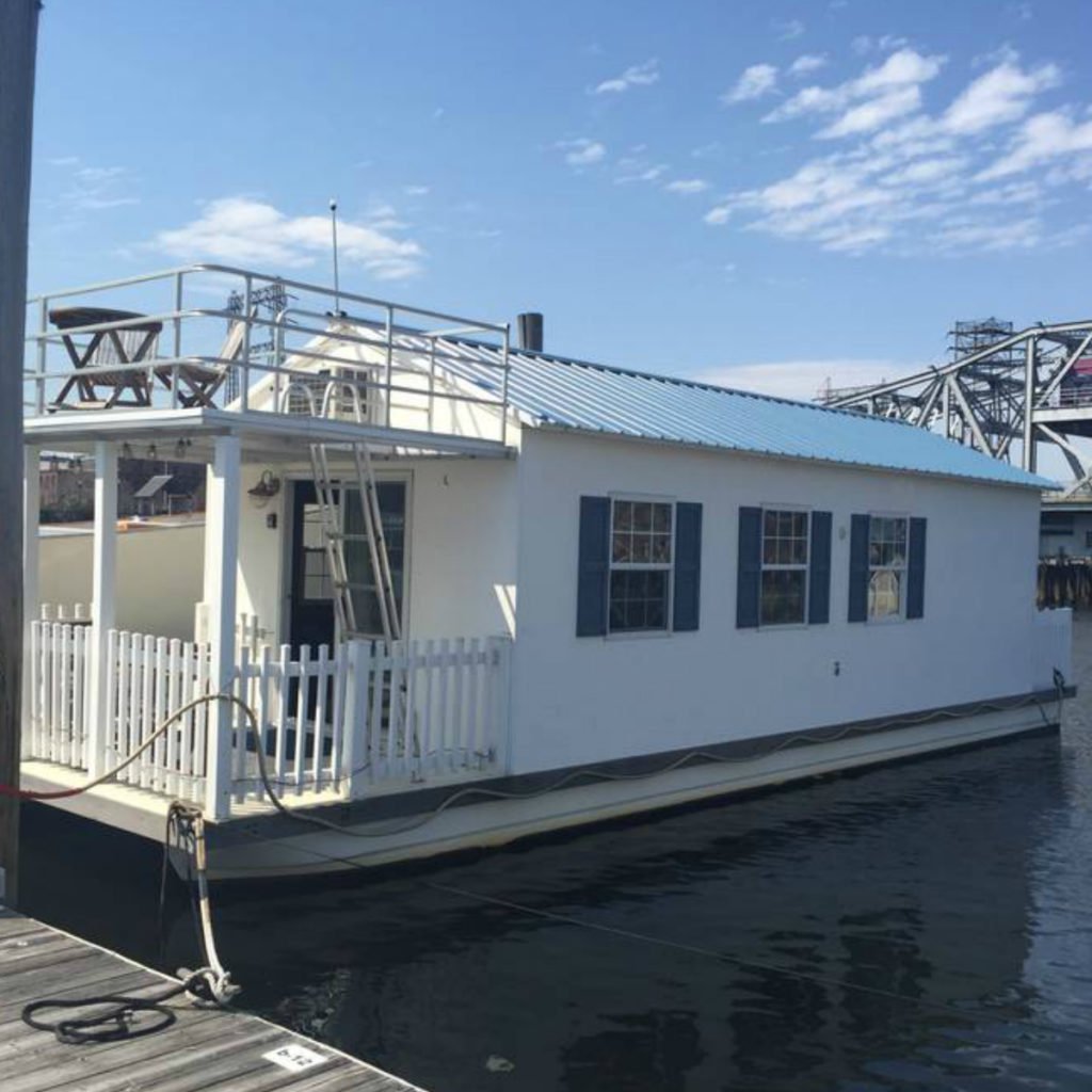 Twelve Incredible Tiny Houseboats You Can Rent Around The World