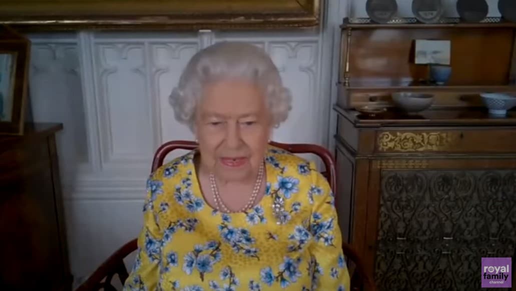 Queen Elizabeth Attended New Portrait Unveiling In An Unusual Way