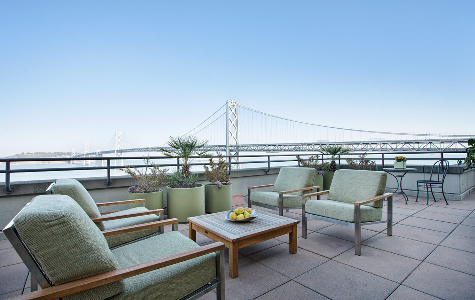Embarcadero Pied a Terre, Condominium in San Francisco Dan Phipps