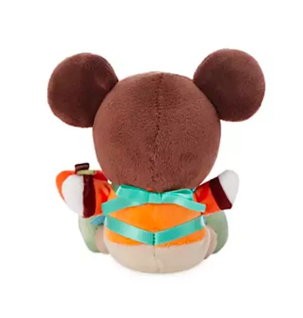 Mickey Mouse Epcot International Flower and Garden Festival 2020