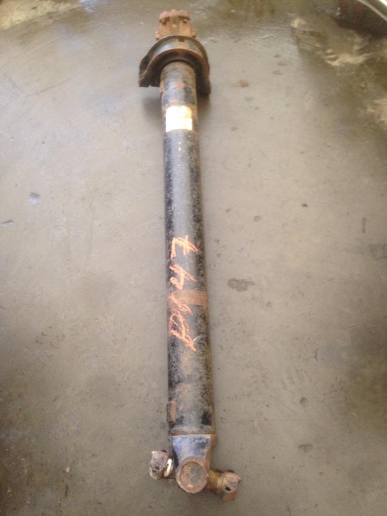 2015 Peterbilt 389 Drive Shaft, Front Payless Truck Parts