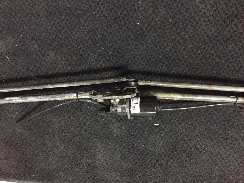 2013 Freightliner Cascadia Wiper Motor, Windshield Payless Truck Parts