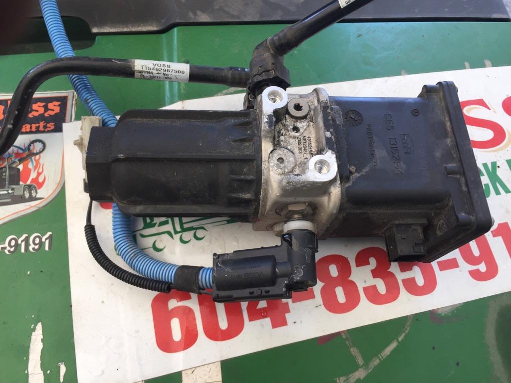 2015 Freightliner Cascadia Miscellaneous Parts | Payless Truck Parts