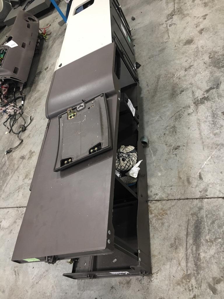 2016 Volvo Vnl Interior Parts, Misc. Payless Truck Parts