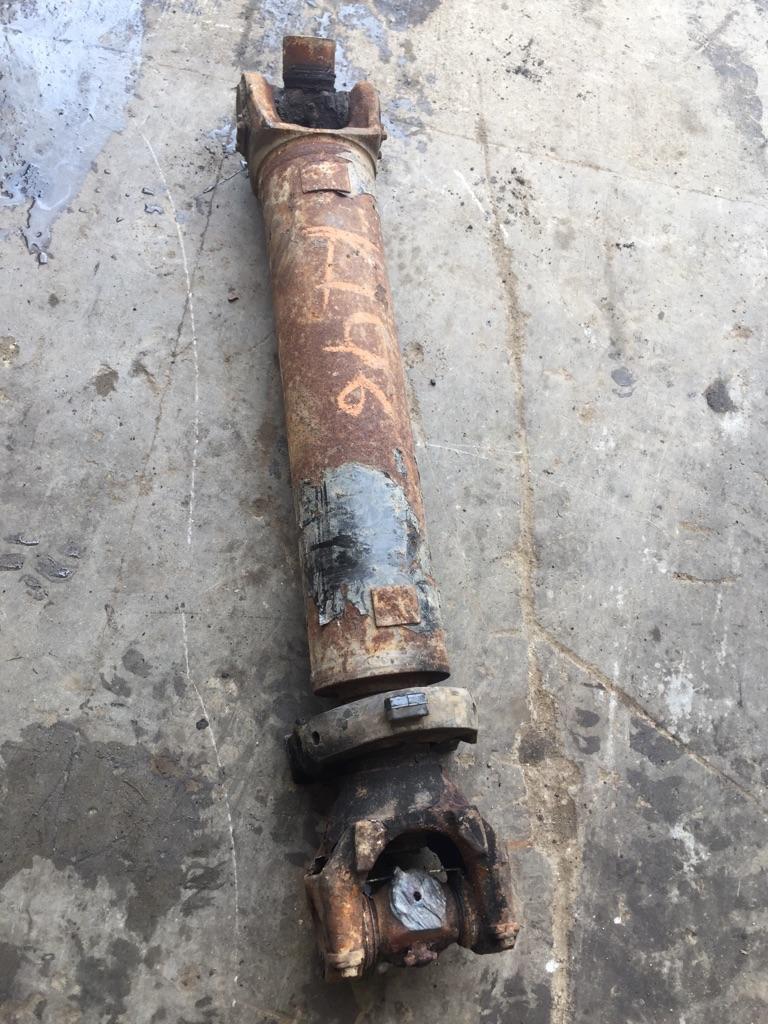 2011 Kenworth T800 Drive Shaft, Front Payless Truck Parts