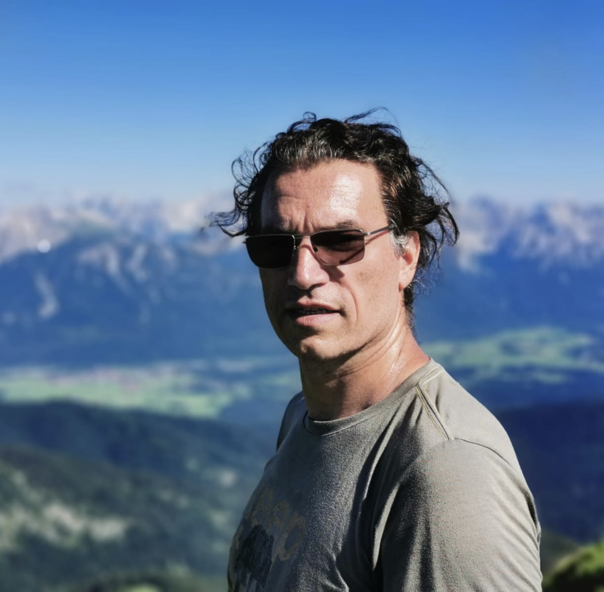 Dr. Gunther Kempf, Zahnarzt und Oralchirurg