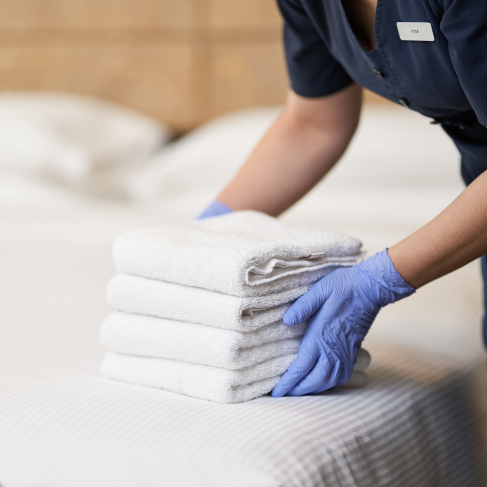 Bed and Bath Linen, Bed Sheets & Spreads, Bath Towels