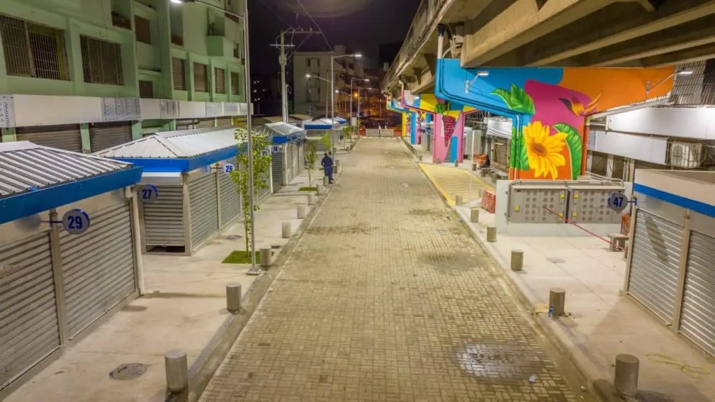 Duarte AveParis Street intersection now open to the public