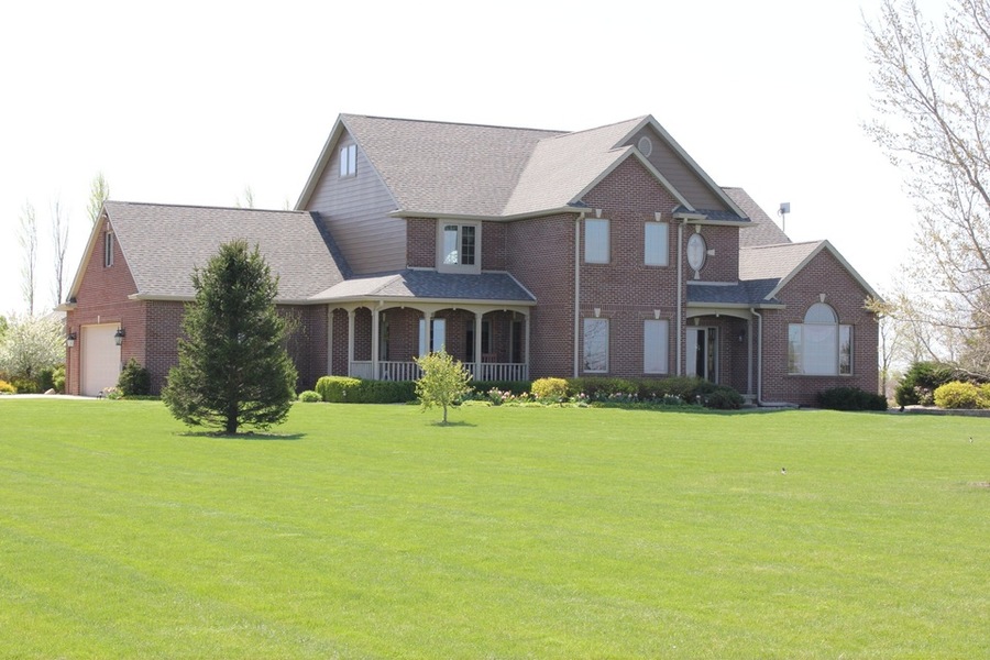 Huisinga Homes Inc Home Builder in Monticello, IL Hoodle