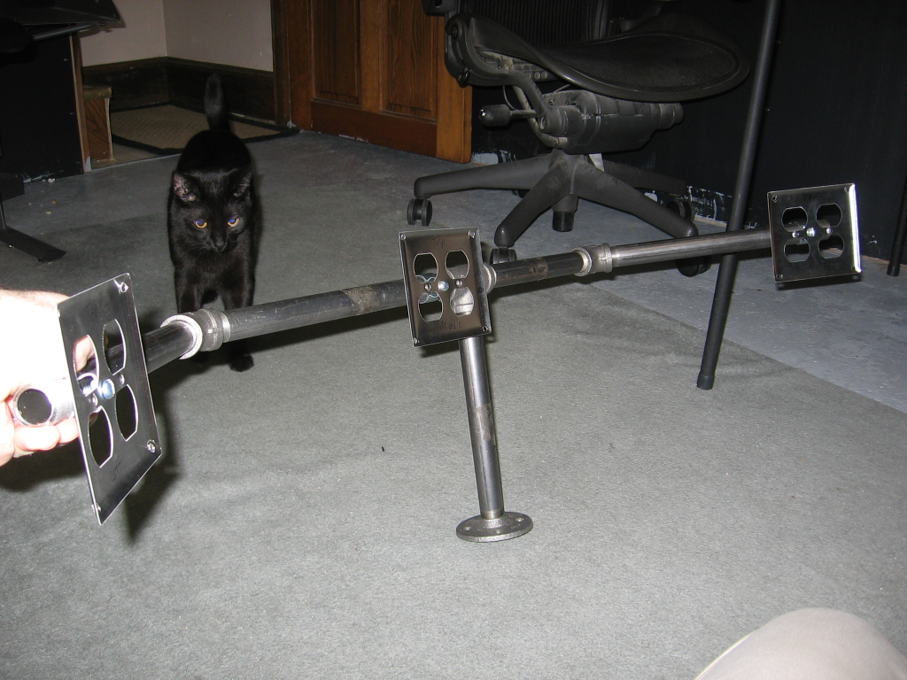 DIY Triple Monitor Stand TR Forums