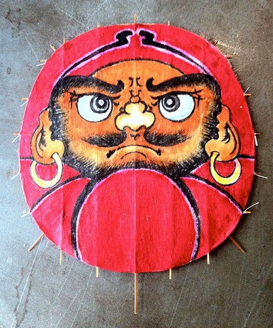 Miniature Kites by Nobuhiko Yoshizumi at Paper Hammer DrachenKite