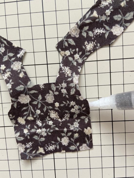 ドール服、初心者におすすめ「袖フリル」がふんわりワンピースの作り方│ドラジェの手しごと、楽しきひととき