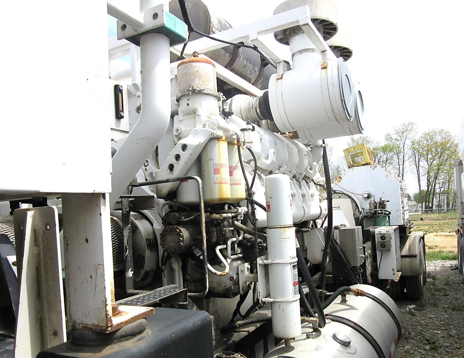 DUE 52671 2250HP TRAILERMOUNTED FRAC PUMP SOLD Dragon Used Equipment