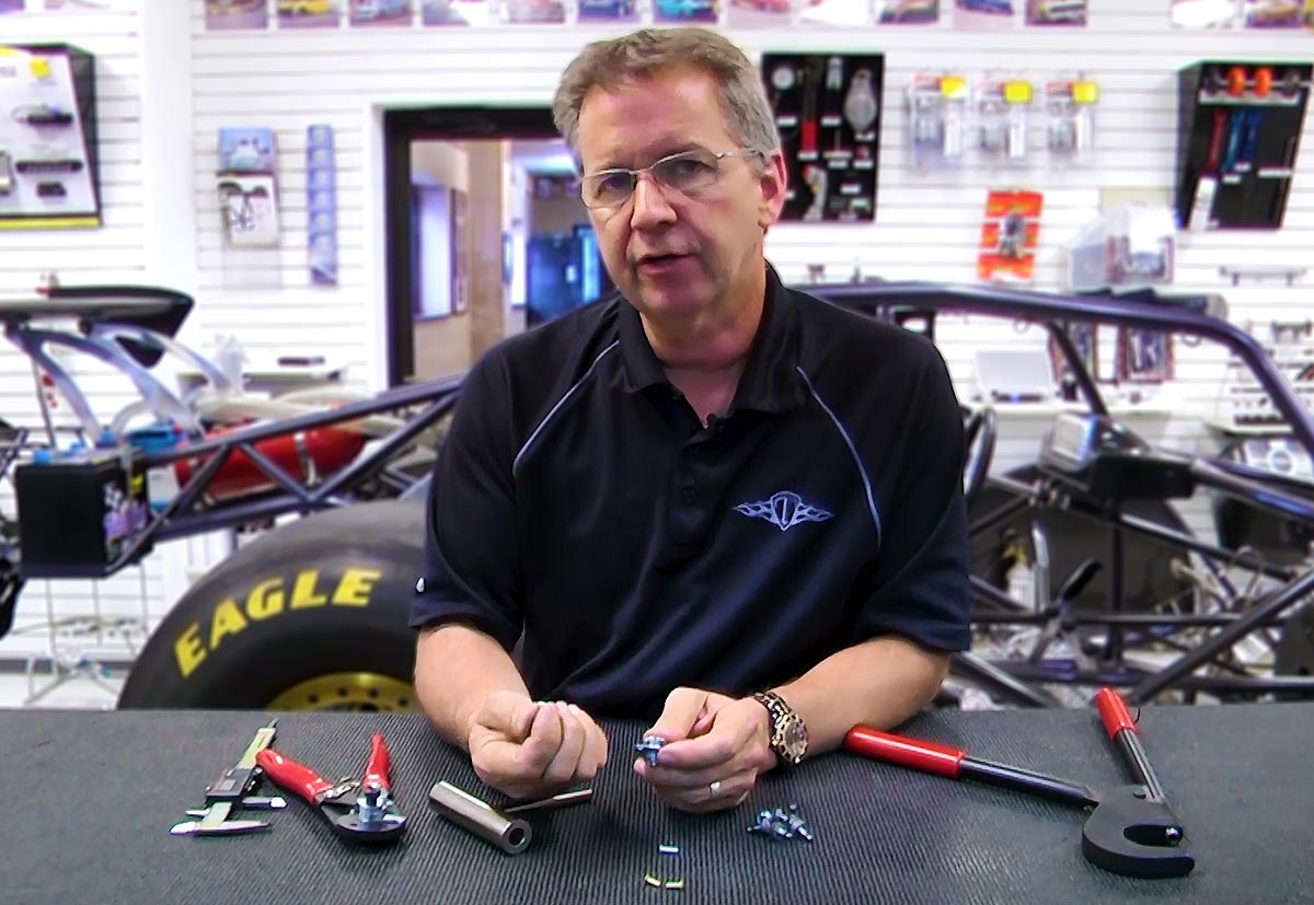 QuarterTurn (Dzus) Fasteners DragRace.Academy