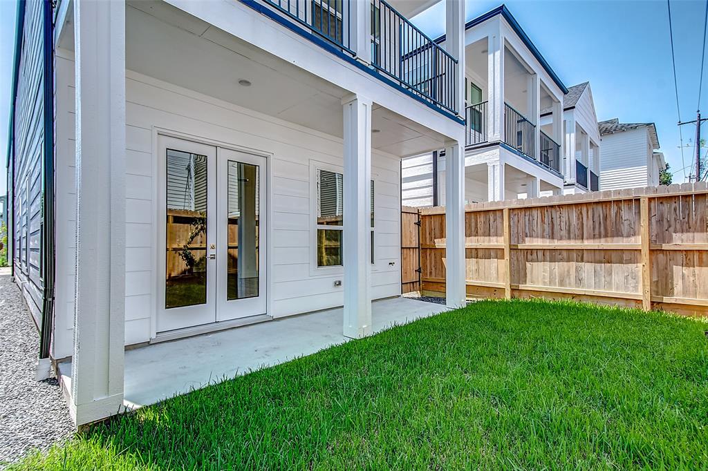 Fully Landscaped! Drake Homes Inc Blog