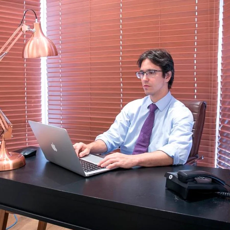 Sobre Alexander Dias