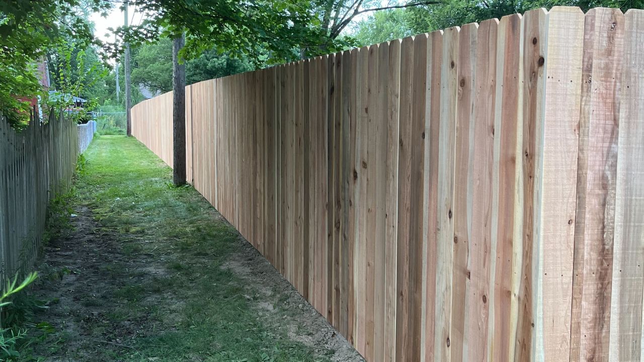 Top 5 Reasons to Invest in a Privacy Fence for Your Whiteland Home
