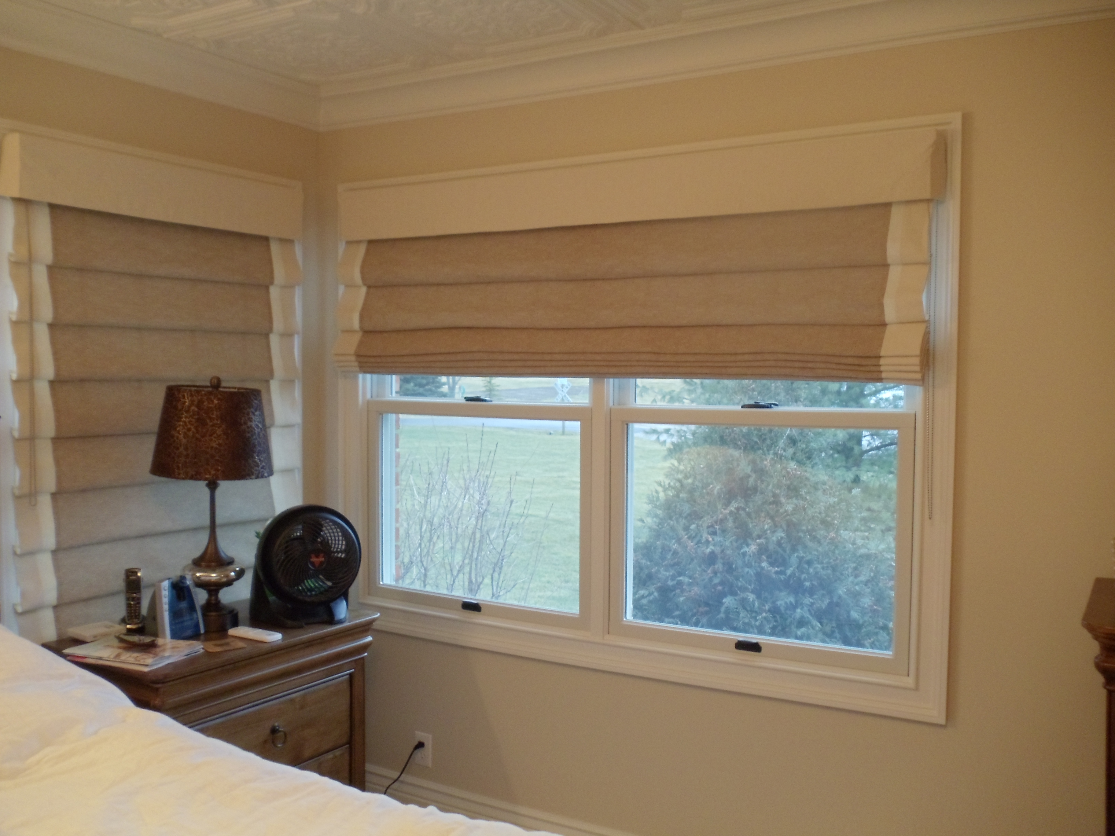 Hobbled roman shade Drapery Decor