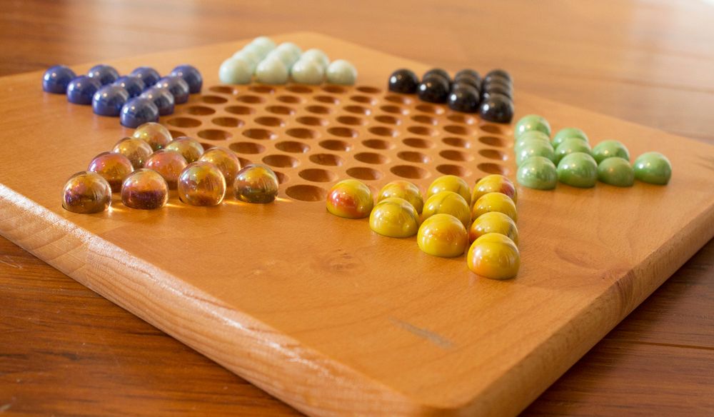 Chinese checkers