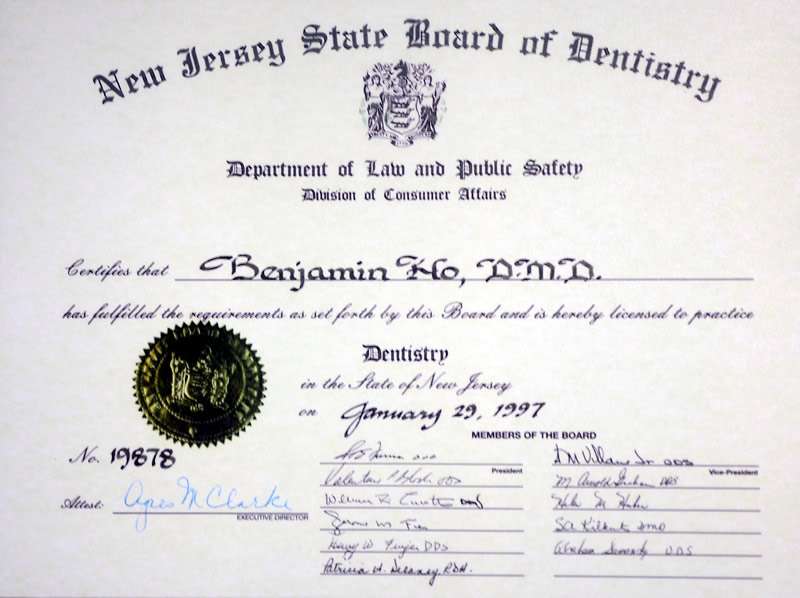 资质证书 何鸿基牙科医生Dr. Benjamin Ho Dentistry Professional Corporation